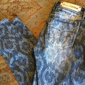 Rock Revival Patterned Cropped Jean